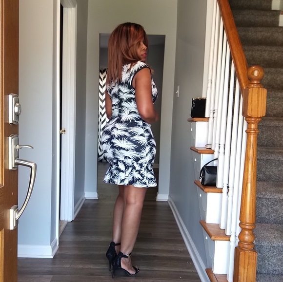 Rachel Roy Palm Tree Print Dress - Picture 14 of 14